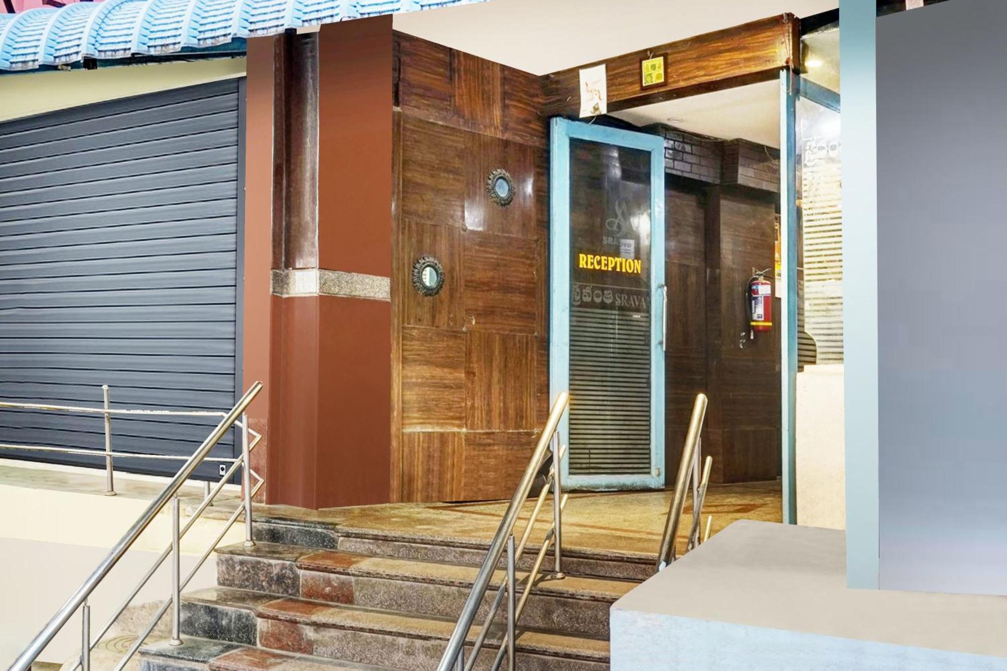 Super Hotel O Padmavathi Puram Near Railway Station Tirupati Exteriér fotografie